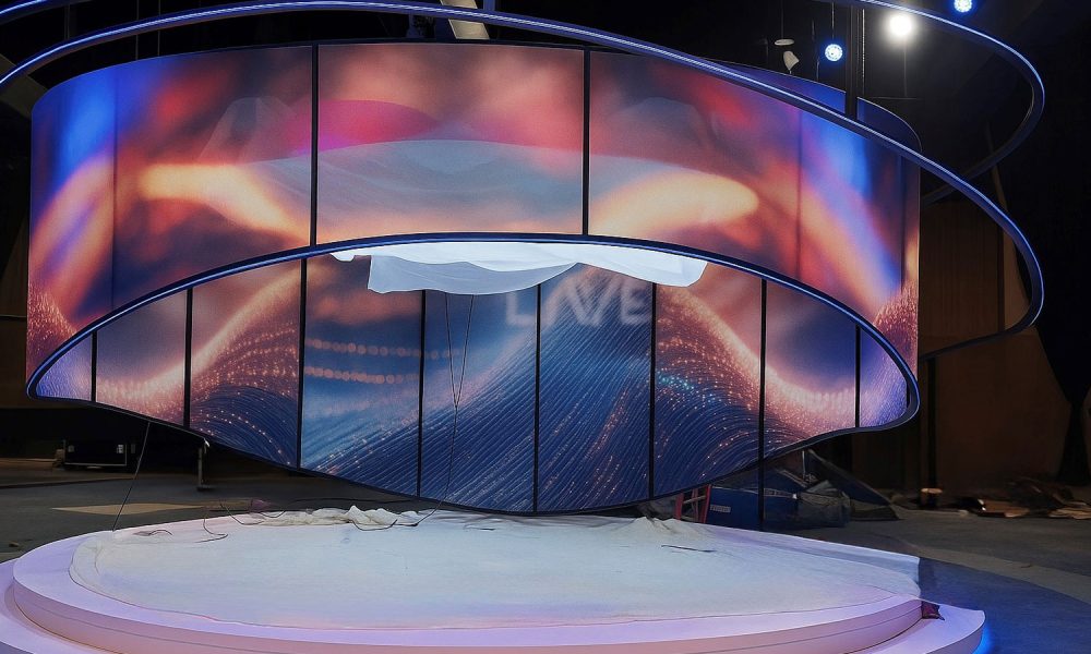 Circular-Ceiling-Display